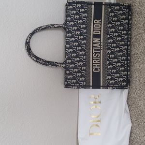 NEW Dior Book Tote Medium